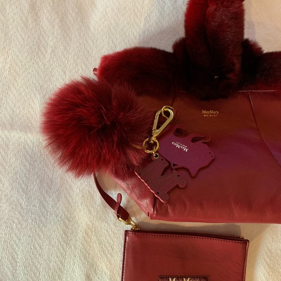 MaxMara Leather and Fur Reversible Bag, Special Edition, Red - Picture 14 of 16